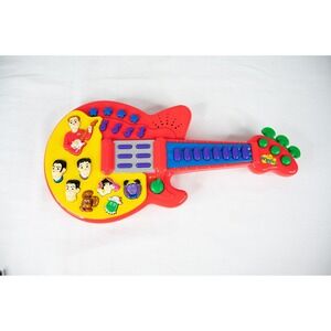 The Wiggles Play Along Musical Sing and Dance Red Guitar Toy Spin Master 2003